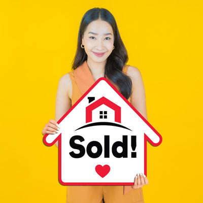 2 Pack Personalized Real Estate Marketing Closing Signs, Customized Realtor Social Media Photo Props, Realtor Key, Custom House Shaped Sign