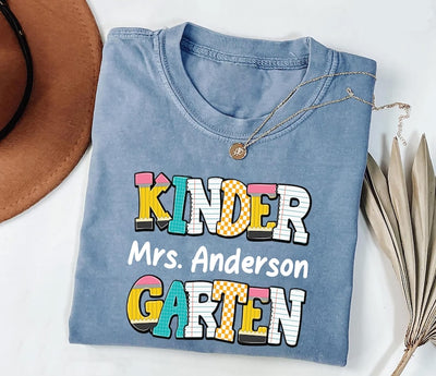 Custom Kindergarten Teacher Short Sleeve T-Shirt