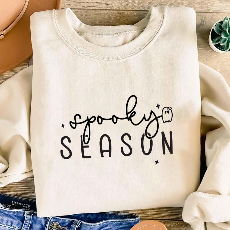 Cute Spooky Season Sweatshirt, Women’s Halloween SweatShirt, Fall Aesthetic SweatShirt, Halloween SweatShirt