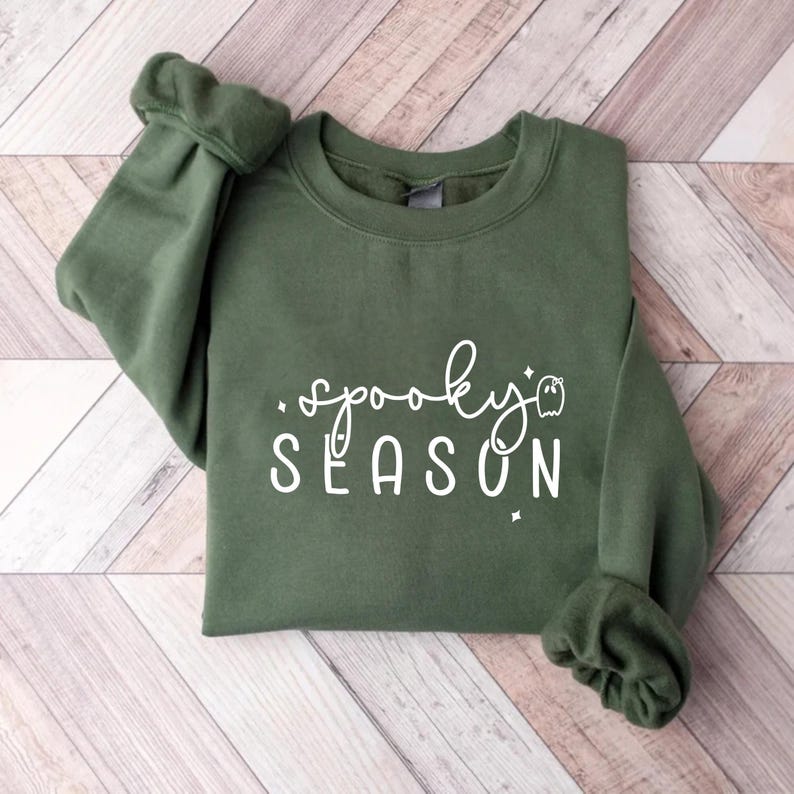 Cute Spooky Season Sweatshirt, Women’s Halloween SweatShirt, Fall Aesthetic SweatShirt, Halloween SweatShirt