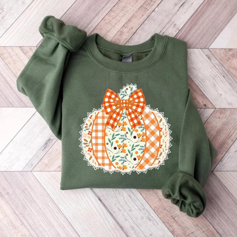 Farm Fresh Pumpkins Sweatshirt, Hand Picked Daily Pumpkin Season SweatShirt, Fall Autumn Harvest Thanksgiving SweatShirt