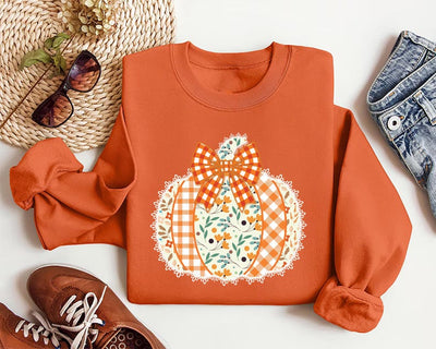 Farm Fresh Pumpkins Sweatshirt, Hand Picked Daily Pumpkin Season SweatShirt, Fall Autumn Harvest Thanksgiving SweatShirt