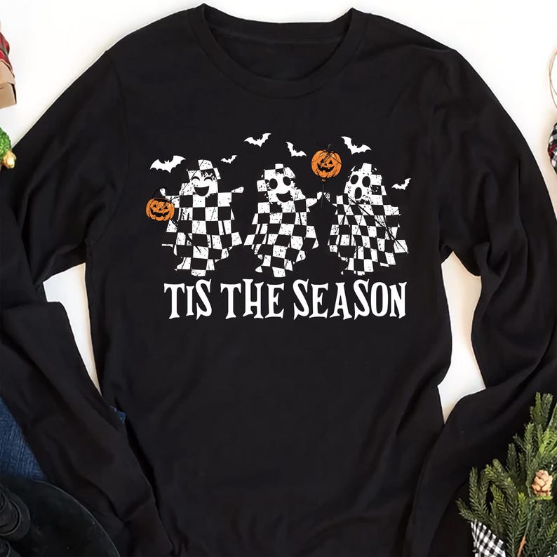 Retro Ghosts Tis The Season Long Sleeve Shirt, Checkered Halloween Ghost Long Sleeve Shirt, Trendy Fall Cute Ghost Long Sleeve Shirt