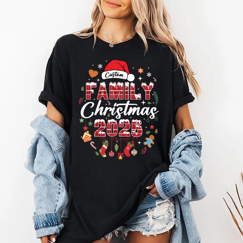 Custom Family Christmas 2025 Short Sleeve Shirt, Matching Holiday Outfits Short Sleeve Shirt, Personalized Christmas Family Tee, Christmas Party Shirt