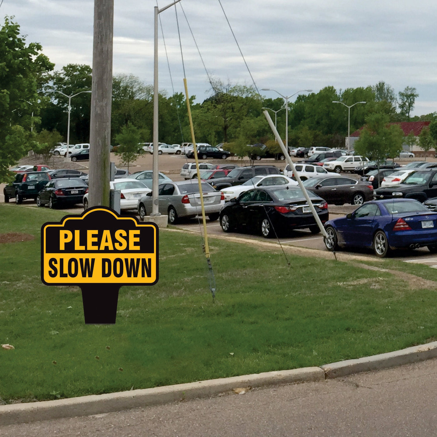 Please Slow Down Yard Sign 10” x 14” - Rust-free Aluminum Slow Down Sign for Lawn